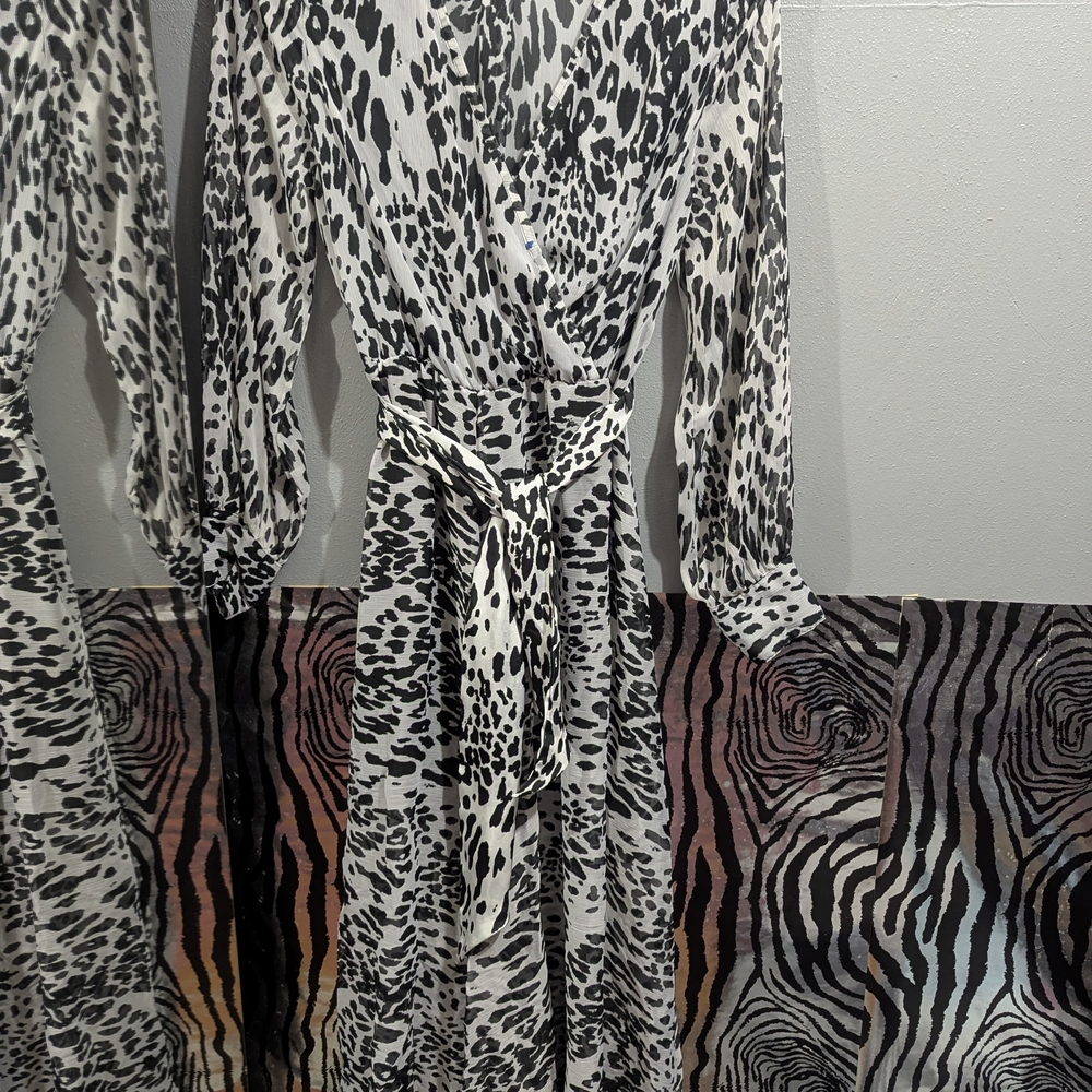 Spy Zone Exchange Black & White Cheetah Animal Print Maxi Dress with Waist Tie L